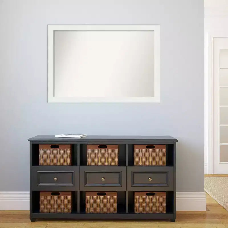 Specchio da Parete Stretto per Bagno 40" x 28" con Cornice Bianca non Smerigliata - Amanti Art: Cornice Moderna in Polistirolo, Include Ferramenta per il Montaggio