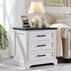 Comodino Modern Farmhouse con 3 ampi cassetti, tavolino rustico da 63 cm in legno retrò per soggiorno e camera da letto, bianco