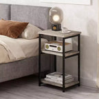 Questo tavolino a tre ripiani con portaoggetti è adatto per soggiorni, camere da letto, ecc. Può essere facilmente montato senza attrezzi.