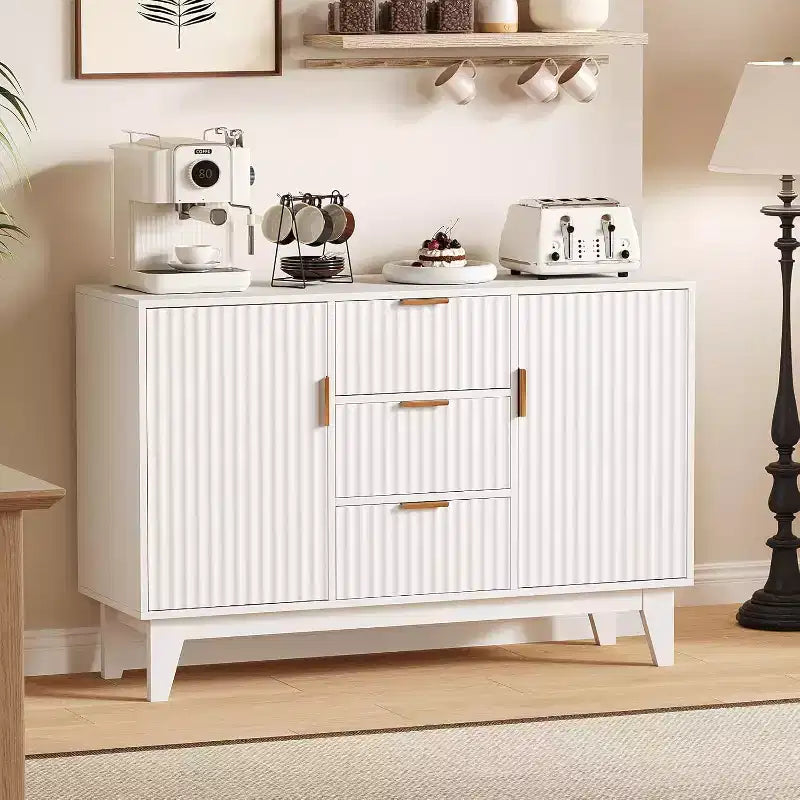 Credenza da Buffet con Ante e 3 Cassetti, Mobile Contenitore da Cucina Stile Farmhouse e Tavolo Consolle da Caffè per Sala da Pranzo