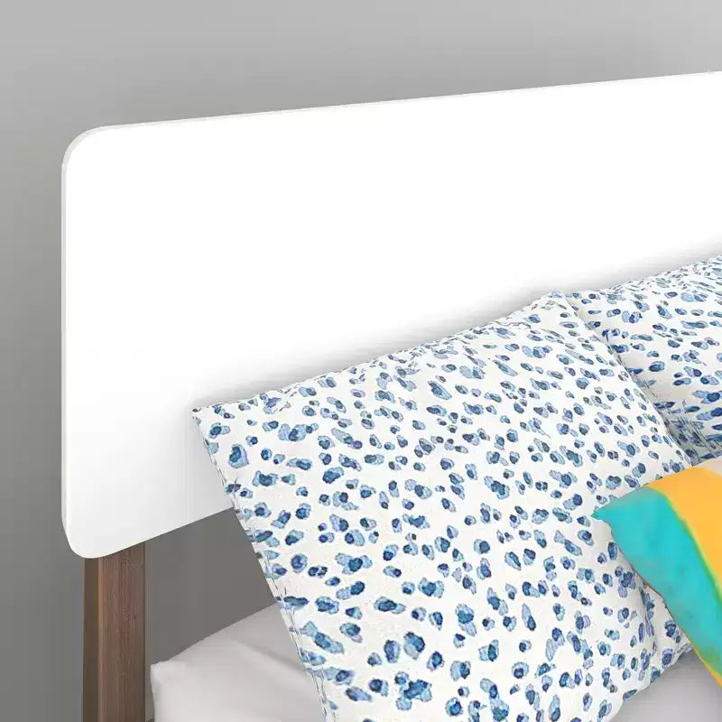 Struttura letto singola in legno massello stile moderno di metà secolo Max & Lily
